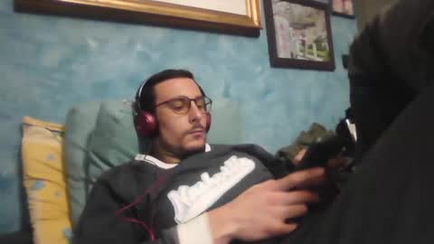 Snapshot of theitalianx95x chatting on December 2024 11:03:01 PM theitalianx95x online show from December 2024 11:03:01 PM