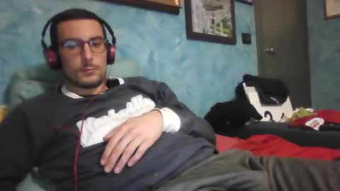 Snapshot of theitalianx95x chatting on December 2024 09:48:01 PM theitalianx95x online show from December 2024 09:48:01 PM