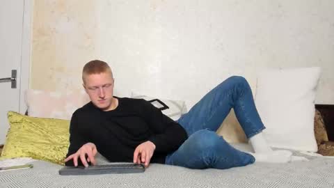 thejacob_d online show from February 2026 06:33:02 PM