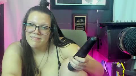 Goddess Nola online show from February 2025 02:49:01 AM