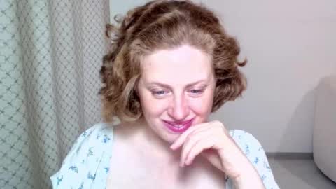 Ella online show from October 2025 07:53:02 AM