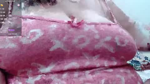 Snapshot of thelipsdown chatting on February 2025 01:02:02 AM Lacey online show from February 2025 01:02:02 AM