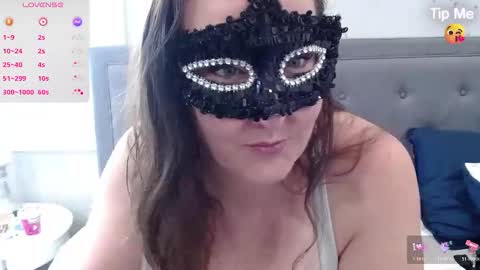 Lacey online show from December 2025 02:01:02 PM