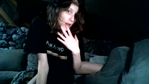 lovecreep online show from December 2025 06:11:01 AM