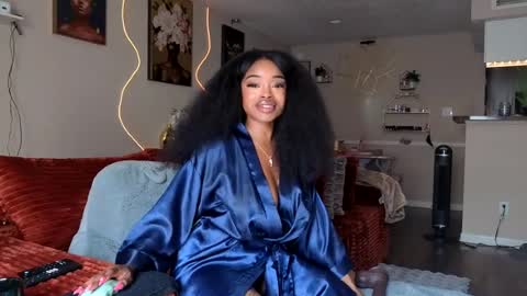 Snapshot of thelovelybrown chatting on June 2026 02:48:02 PM thelovelybrown online show from June 2026 02:48:02 PM