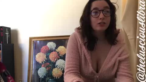 Snapshot of thelusciouslibra chatting on February 2025 05:48:01 PM thelusciouslibra online show from February 2025 05:48:01 PM