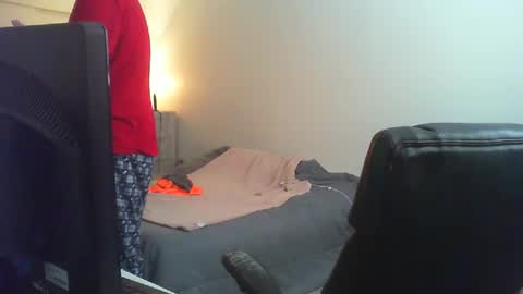 theman18951pa online show from December 2024 06:19:02 PM