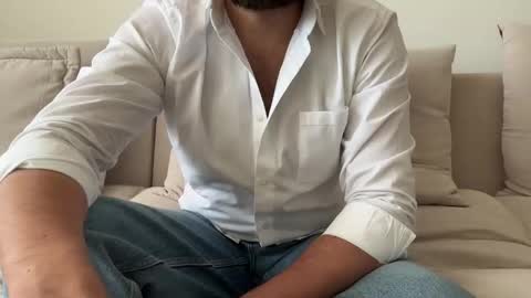 TheMonarchGoat online show from October 2025 09:41:01 AM