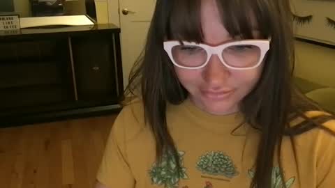 Snapshot of themrsnelson chatting on September 2025 08:25:02 AM Cach Nelson online show from September 2025 08:25:02 AM