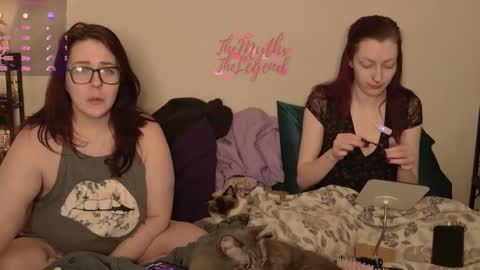 Sav and Bri online show from January 2026 06:17:01 AM