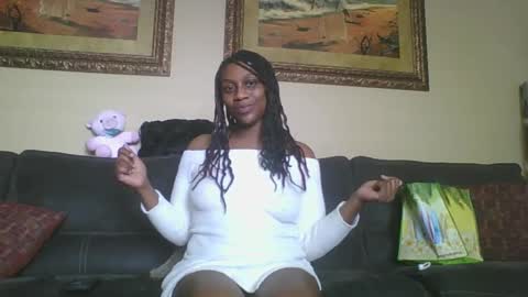 Snapshot of thenaturalgoddess chatting on February 2025 05:09:01 PM TheNaturalGoddess online show from February 2025 05:09:01 PM