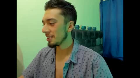 Snapshot of theo_stone04 chatting on September 2025 10:17:02 AM Theo online show from September 2025 10:17:02 AM