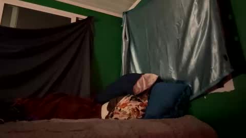 Snapshot of theonlyboi43ver chatting on November 2025 12:10:02 AM theonlyboi43ver online show from November 2025 12:10:02 AM