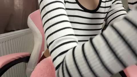 theothergirl online show from February 2026 07:06:02 AM