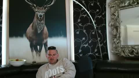 Snapshot of therealkurva4u chatting on November 2025 04:11:02 AM therealkurva4u online show from November 2025 04:11:02 AM