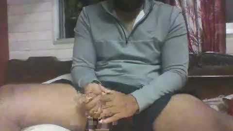 Snapshot of therichguy30 chatting on October 2025 06:08:02 PM TheRichGuy online show from October 2025 06:08:02 PM