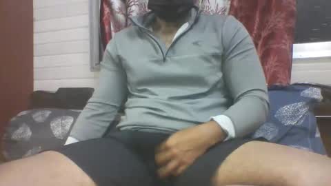 Snapshot of therichguy30 chatting on November 2025 06:30:02 PM TheRichGuy online show from November 2025 06:30:02 PM