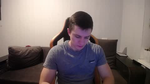 Snapshot of theroadtomars chatting on December 2024 09:22:01 PM Nick online show from December 2024 09:22:01 PM