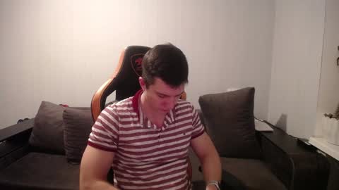 Snapshot of theroadtomars chatting on December 2024 08:02:02 PM Nick online show from December 2024 08:02:02 PM