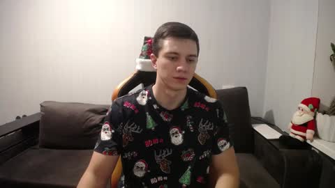 Snapshot of theroadtomars chatting on December 2024 12:21:02 AM Nick online show from December 2024 12:21:02 AM