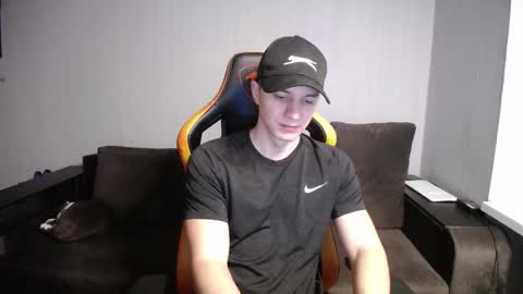 Snapshot of theroadtomars chatting on February 2025 03:54:01 PM Nick online show from February 2025 03:54:01 PM