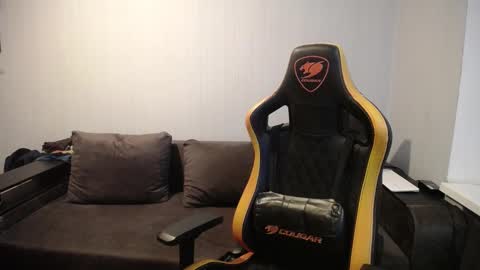 Snapshot of theroadtomars chatting on March 2025 06:12:01 PM Nick online show from March 2025 06:12:01 PM