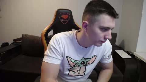 Snapshot of theroadtomars chatting on March 2025 08:37:02 PM Nick online show from March 2025 08:37:02 PM