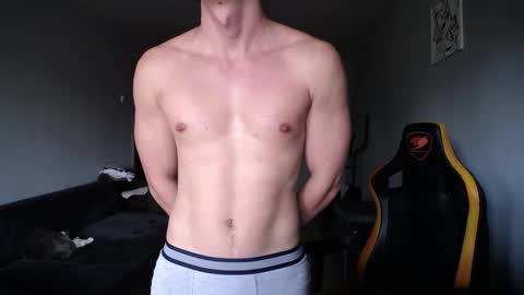 Snapshot of theroadtomars chatting on September 2025 10:26:02 AM Nick online show from September 2025 10:26:02 AM