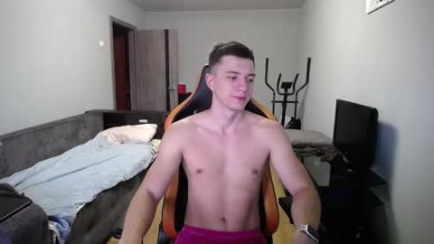 Snapshot of theroadtomars chatting on September 2025 04:58:02 AM Nick online show from September 2025 04:58:02 AM