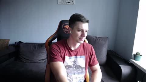 Snapshot of theroadtomars chatting on October 2025 11:53:02 AM Nick online show from October 2025 11:53:02 AM