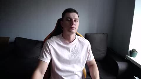 Snapshot of theroadtomars chatting on October 2025 10:25:01 AM Nick online show from October 2025 10:25:01 AM