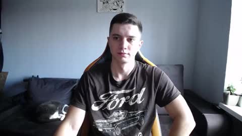 Snapshot of theroadtomars chatting on November 2025 11:42:02 AM Nick online show from November 2025 11:42:02 AM