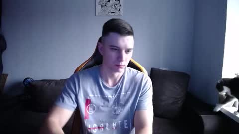 Snapshot of theroadtomars chatting on December 2025 10:21:02 AM Nick online show from December 2025 10:21:02 AM