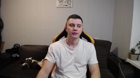 Snapshot of theroadtomars chatting on December 2025 10:27:02 PM Nick online show from December 2025 10:27:02 PM