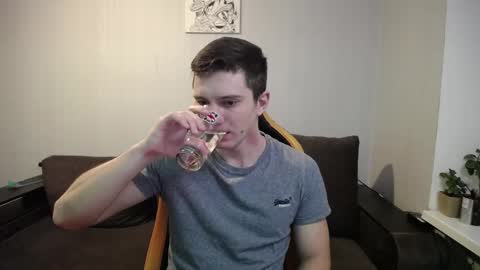 Snapshot of theroadtomars chatting on February 2026 03:42:01 PM Nick online show from February 2026 03:42:01 PM