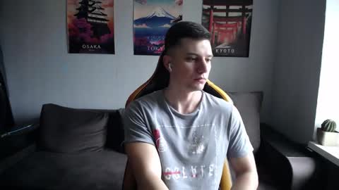 Nick   online show from April 2026 10:09:02 AM