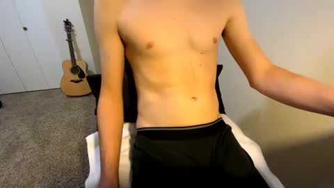 Snapshot of therunnerboy chatting on November 2025 02:11:02 AM therunnerboy online show from November 2025 02:11:02 AM