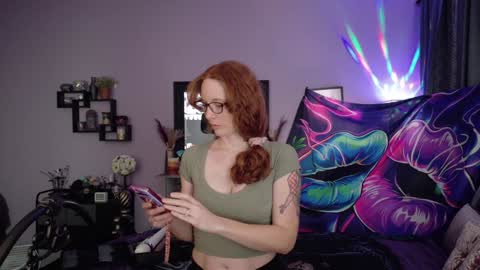 Snapshot of thesexualdragon chatting on February 2025 04:46:01 AM TheSexualDragon online show from February 2025 04:46:01 AM