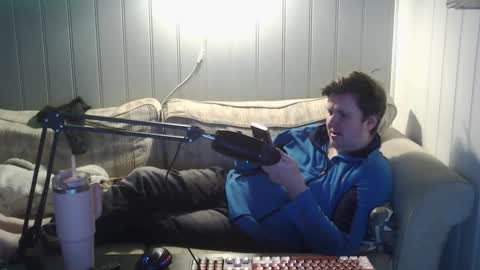 The Shadow online show from December 2025 01:13:01 AM