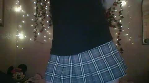 sillymillie0 online show from December 2024 03:36:02 AM