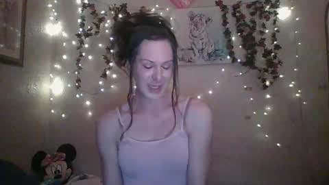 sillymillie0 online show from February 2025 01:22:01 AM