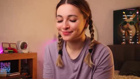 Snapshot of thetimeshavecome chatting on September 2025 05:46:02 PM Mia online show from September 2025 05:46:02 PM