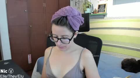 Snapshot of thetropicalseduction chatting on February 2026 10:14:02 PM Nicole online show from February 2026 10:14:02 PM