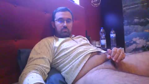 Snapshot of theviper1990 chatting on January 2025 03:29:01 AM Carlos1990 online show from January 2025 03:29:01 AM