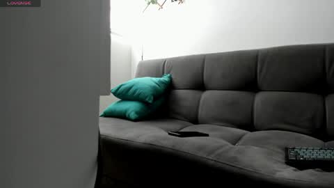 Thiago online show from April 2026 12:21:01 PM