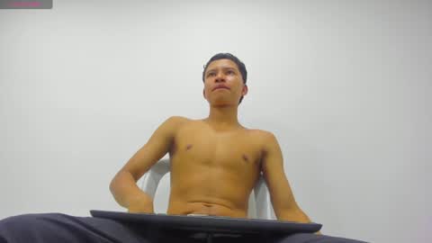 Snapshot of thiago_bigcock_1 chatting on June 2026 02:12:02 AM Thiago online show from June 2026 02:12:02 AM