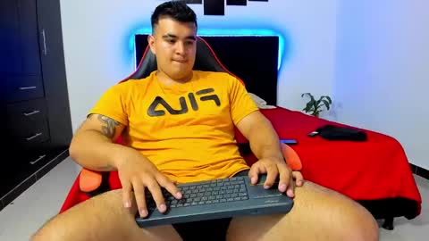 Thiago online show from February 2025 07:59:02 AM