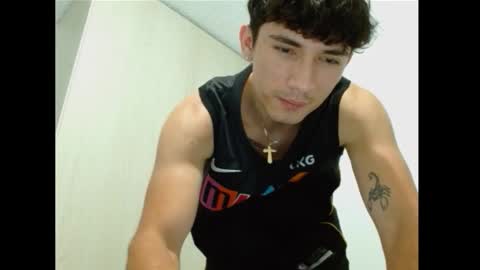 thiago_deseo69 online show from October 2025 07:58:01 PM