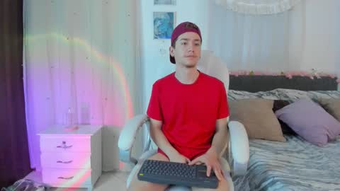 Snapshot of thiago_james69 chatting on December 2025 03:00:02 AM Manuel online show from December 2025 03:00:02 AM