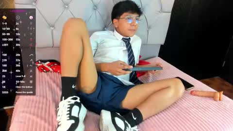 thiago online show from September 2025 01:04:01 PM